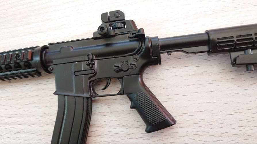 Amazon | 精巧13スケール ミニチュア AR15 | ミニチュアゲーム